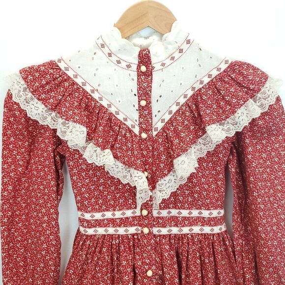 Girls Christmas Dress Handmade Mistletoe Holiday Vintage Cottagecore Size 4-5 - Picture 3 of 13